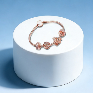 <span class=keywords><strong>Pulsera</strong></span> de la serie Daisy de oro rosa con diseño de galaxia hueca, moderna, para mujer, de Pangjia, modelo 74, ideal para cumpleaños y San Valentín, venta al por mayor. - Product Image 3