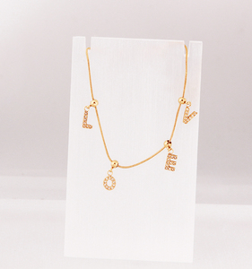 Collana Fatingna Personalizzata con Ciondolo a Forma di Iniziale Placcata Oro in Acciaio Inossidabile per Donna e Ragazza per Amore - Product Image 4