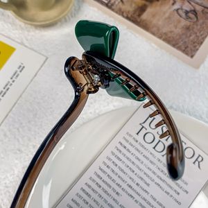 Venta caliente Simple Bow Twist Banana <span class=keywords><strong>Hair</strong></span> Clip de moda Ladies <span class=keywords><strong>Hair</strong></span> Grip para niñas pinzas para el cabello - Product Image 4