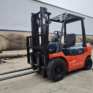 Подержанный вилочный погрузчик <span class=keywords><strong>Toyota</strong></span> FD30T, мини, в хорошем состоянии, 3 тонны, малогабаритный, оригинальный японский, б/у, для дешевой продажи в Китае - Product Image 6