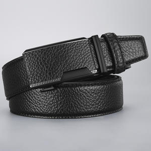 Fabrika Çıkışı Komple Kemer Seti Döner Tokalı Günlük Lüks Stokta Özel Logo Ayarlanabilir - Product Image 6