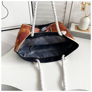 Sac à bandoulière en toile imprimé grande capacité pour femme, style classique 2025, avec fermeture éclair, sac à main et sac fourre-tout de shopping - Product Image 6