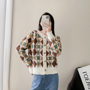 Cárdigan Grueso de Punto con Botones y Diseño de Rombo en Contraste de Color, Estilo Vintage, Elegante y a la Moda para <span class=keywords><strong>Mujer</strong></span>, Suéter de Cuello Alto para Otoño e Invierno - Product Image 3