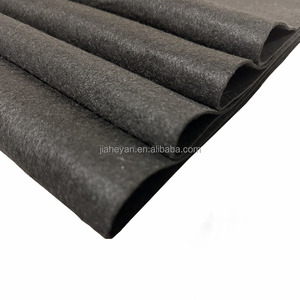 Rollo de fieltro de poliéster negro de 1mm <span class=keywords><strong>para</strong></span> textiles <span class=keywords><strong>para</strong></span> el hogar, revestimiento de cuero, tapicería, sensación suave y rígida <span class=keywords><strong>para</strong></span> <span class=keywords><strong>muebles</strong></span>, sofás artesanales hechos de PU - Product Image 4
