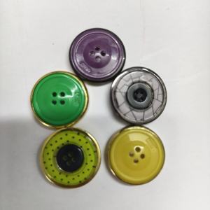 Kancing Jahit Kerang Alami B-0007 Warna Mutiara Bulat 2 Lubang Bentuk Bintang Hati Bunga Aksesoris Jahit - Product Image 1