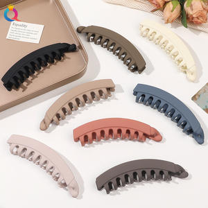 Qiyue PC Frosted Banana Clip Vertical Shark Clip High Ponytail Fixed Grab Horquilla 13cm Estilo europeo-americano Mujeres - Product Image 2