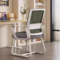 Vente en gros de chaise de bureau noire dossier confortable en forme d'arc longue séance caractéristiques conception simple pour chaise de formation de conférence