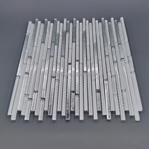 Mosaïque en verre cristal mélangé, carreaux de salle de bain simples, design de mosaïque en verre pour la décoration intérieure, magnifique - Product Image 2