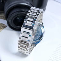 Montre pour homme de style rétro Y2K du millénaire, montre à quartz, étanche 30 m, acier inoxydable, montre-bracelet de haute qualité pour homme