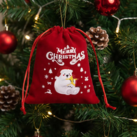 Sacs cadeaux de Noël personnalisés en flanelle rouge avec cordon de serrage, mini sacs réutilisables en toile, vente directe d'usine de bonne qualité en Chine