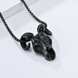 Collar de acero de titanio con cabeza de cabra y calavera oscura, estilo retro único y a la moda, colgante gótico de diablo/Sátaná, nicho y exclusivo - Product Image 4