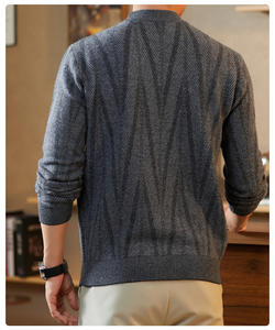 Suéteres de invierno para hombre, Jersey de punto acolchado de lana antiarrugas con logotipo frontal, suéter de diseño transpirable para hombre - Product Image 3