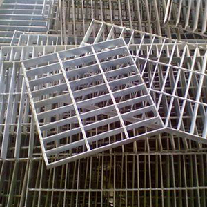 Grille en <span class=keywords><strong>acier</strong></span> <span class=keywords><strong>galvanisé</strong></span> 30x3 à prix d'usine pour usage extérieur, idéale pour les jardins, les routes et les allées. - Product Image 3