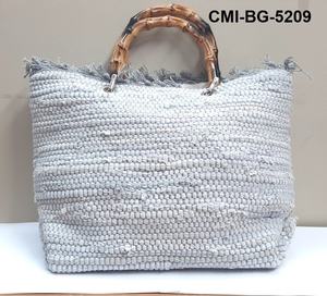 Sac à main en perles de jute naturel fait à la main pour femme élégante accessoire de mode polyvalent pour une utilisation en extérieur - Product Image 3