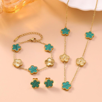 Ensemble de bijoux de luxe en gros, plaqué or 18 carats, acier inoxydable, 3 pièces : boucles d'oreilles, bracelet, collier, motif trèfle à cinq feuilles, nacre, cadeau