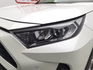 Venta al por Mayor de Toyota <span class=keywords><strong>RAV4</strong></span> Usados, Modelos 2020, 2021, <span class=keywords><strong>2022</strong></span> y <span class=keywords><strong>2023</strong></span>, SUV Compacto de Gasolina, Autos Familiares Populares y Asequibles, Autos Nuevos - Product Image 4