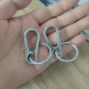 Llavero de metal de lujo para caballero con mosquetón y anilla de 30 mm, elegante llavero plateado con gancho a presión, fabricante chino, venta al por mayor - Product Image 6