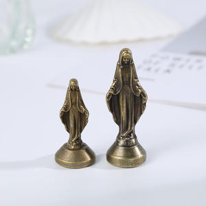 Estatuas de la Virgen María Nuestra Señora de Guadalupe Ornamento Figurilla Grabada Estatua Católica Artesanía Decoración Regalo - Product Image 3