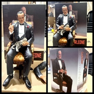Statua GK del <span class=keywords><strong>Padrino</strong></span> Vito <span class=keywords><strong>Corleone</strong></span> Edizione 1972, Modello in PVC Ecologico, Action Figure in Confezione - Product Image 3