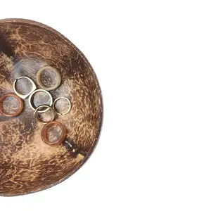 유기농 코코넛 오일로 광택이 나는 우수한 코코넛 나무 그릇 나무 숟가락과 포크 세트 천연 코코 너트 그릇 주방 0 폐기물