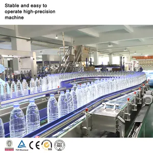 Ligne de production d'eau minérale pure complète entièrement automatique 3 en 1 bouteille en plastique/Machine de remplissage d'eau