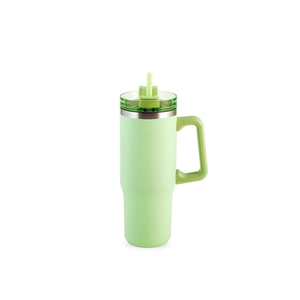 Bicchiere in acciaio inossidabile verde da 0,9 litri con cannuccia e manico per bevande fredde - Product Image 1