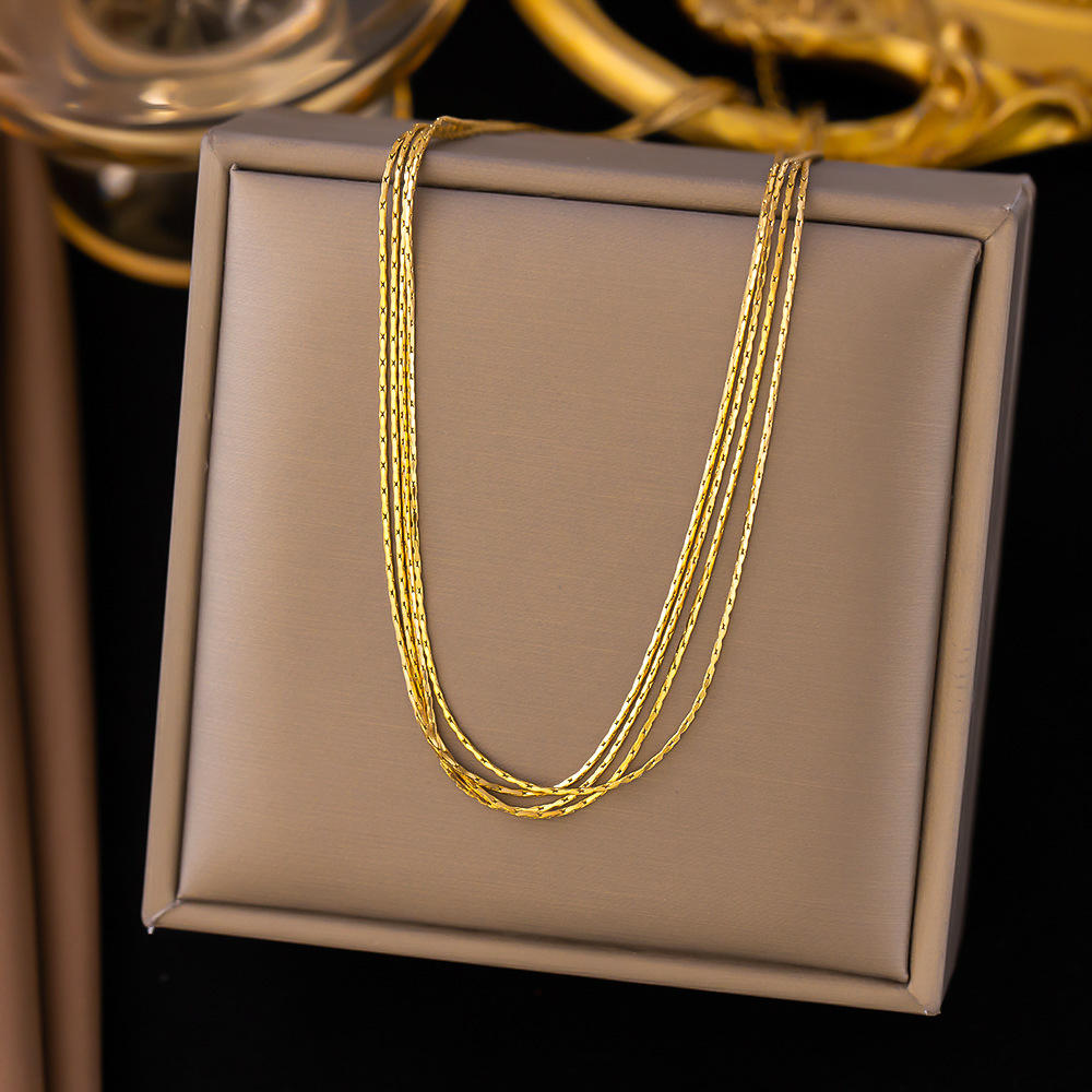 Multi-chain necklace