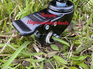 Cage à animaux de compagnie pliable en fer noir écologique à vente chaude pour reptiles, plateaux en plastique, 43x30x31 pouces, glissière horizontale - Product Image 5