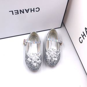 Venta Caliente <span class=keywords><strong>2021</strong></span>: Hebilla Decorativa de Acrílico Hecha a Mano con Diseño de Flor de Cenicienta para Zapatos de Niña, Venta Directa de Fábrica - Product Image 2