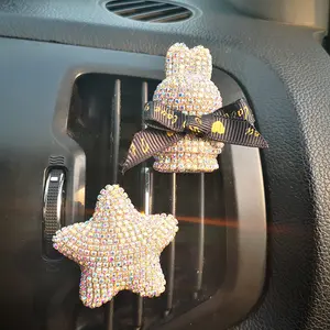 Pince à parfum en forme d'étoile pour filles Bling Cute Car Interior Decoration Car Air Freshener