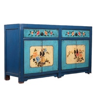 Meubles anciens vintage, meubles en bois de pin ancien, armoire mongole à deux portes peinte