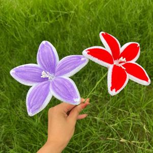 Limpiapipas Creativos para Manualidades DIY, Flores de Lirio de Varillas Retorcidas con Acabado Artificial, Regalos Artesanales - Product Image 3