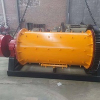 Broyeur à boulets humide et sec 900x1200 900x1800 avec moteur AC, capacité 300-1000 kg/h, machine de broyage de minerai d'or, d'argent et de cuivre de haute qualité