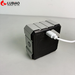 Inclinometro Digitale Laser a 2 Lati con Telaio in Alluminio e Magneti su 4 Lati, Batteria Ricaricabile - Product Image 5