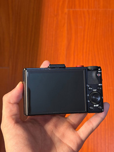 กล้องดิจิตอล Sony <span class=keywords><strong>RX100</strong></span> <span class=keywords><strong>II</strong></span> 20.2MP Full HD สภาพดี มือสอง เหมาะสำหรับการเรียนรู้การถ่ายภาพ - Product Image 4