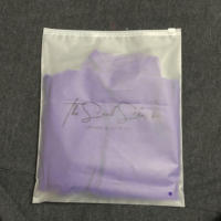 Sacs en plastique biodégradables transparents mats/givrés avec fermeture éclair, impression de logo personnalisé, sacs en polyéthylène transparents pour vêtements et t-shirts avec votre propre logo