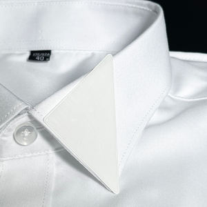 襟補強材 襟を硬くする 襟裏地接着剤 三角形固定襟パッチ 衣類用テープ または メンズ・レディースポロシャツ - Product Image 1