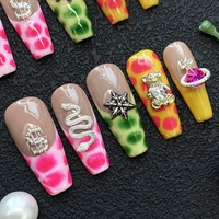 Uñas Postizas Acrílicas Reutilizables con Decoración 3D Brillante, Estilo Y2K, Lindas y Modernas, Forma Ataúd Cuadrada, Hechas a Mano