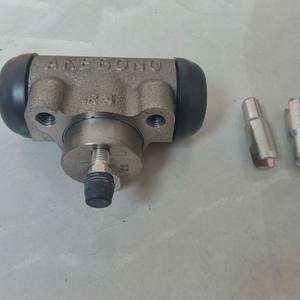 Pinza de Freno Akebond 47410-32500-71 para Montacargas Toyota Modelo Diésel, Pieza de Repuesto Nueva - Product Image 1