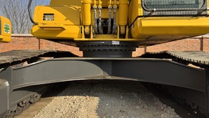 รถขุดตีนตะขาบ Komatsu PC240-8 มือสอง ขนาด 24 ตัน ราคาโรงงาน 99new แรงดันสูง เหมาะสำหรับงานขุดเหมือง - Product Image 3
