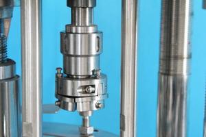 เครื่องเจาะคอลัมน์ CNC แบบปรับแต่งได้รุ่นใหม่ ขนาดเจาะสูงสุด 300 มม. ควบคุมด้วยเซอร์โว 380V รุ่นสำหรับตัดและแกะสลักแม่พิมพ์ - Product Image 4