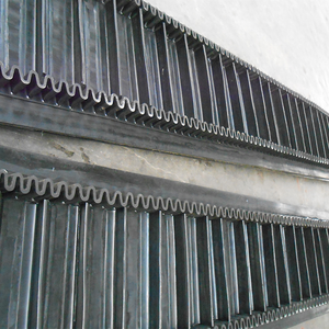 Sabuk Konveyor TC 260 Cleat Sidewall S60 hingga S500 Skirt Steel Plant <span class=keywords><strong>Belt</strong></span> dengan Kapasitas Angkut Kuat untuk Pabrik Semen/Baja - Product Image 2