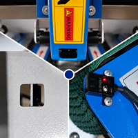 Scelleuse automatique de cartons avec système d'impression et d'étiquetage et ajustement adaptatif des boîtes pour l'automatisation de l'emballage en entrepôt