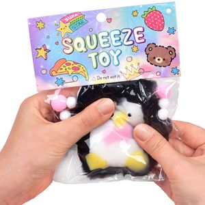 ของเล่นบีบเพนกวินน่ารัก ของเล่นนุ่มๆ บรรเทาความเครียด ของเล่นสัตว์จำลองเพนกวิน บีบแล้วคืนรูปช้าๆ ของเล่นบีบคลายเครียด - Product Image 5