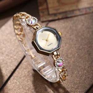 Reloj de Pulsera de Aleación con Diamantes de Imitación Redondos y Coloridos, Diseño Versátil y Moderno 2025, en Stock, Venta al Por Mayor - Product Image 1