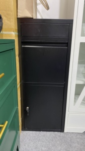 Buzón de Correo Metálico Grande, Impermeable, para Exteriores, Seguro para Entrega de Paquetes, con Cerradura, para Montar en la Pared o de Pie - Product Image 4