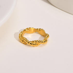 Atacado 18k Ouro Aço Inoxidável Anéis Jóias Finas-Celtic Design Promessa e Princesa Empilhável Anel de Dedos dos Homens das Mulheres - Product Image 4