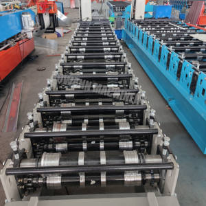 เครื่องขึ้นรูปม้วนแผงตะเข็บตั้งแบบอัตโนมัติเต็มรูปแบบเครื่องม้วนขึ้นรูปคลิปมุงหลังคาโลหะ - Product Image 2