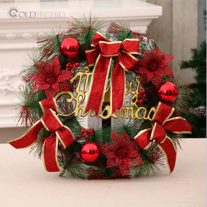 Красивая рождественская елка, цветочные <span class=keywords><strong>колокол</strong></span>ьчики, украшения с бантами