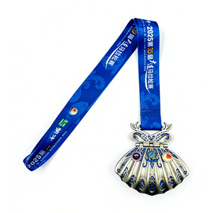 Medaglia di Alta Qualità per la Maratona Internazionale di Pechino in Lega di Zinco Placcata Oro con <span class=keywords><strong>Nome</strong></span> dell'Evento e Design con Intarsio in Smalto - Product Image 3